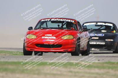 media/Oct-25-2025-CalClub SCCA (Sat) [[34c778dfbe]]/Group 4/Qualifying/